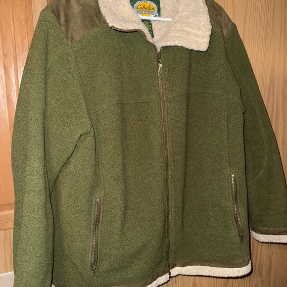 Cabela's Jackets & Blazers - Vintage Cabela's Green and Cream Women's Jacket